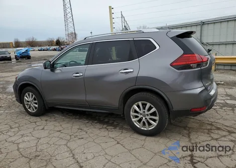 2017 Nissan Rogue Sv z USA, uszkodzony, nr VIN KNMAT2MV4HP615358